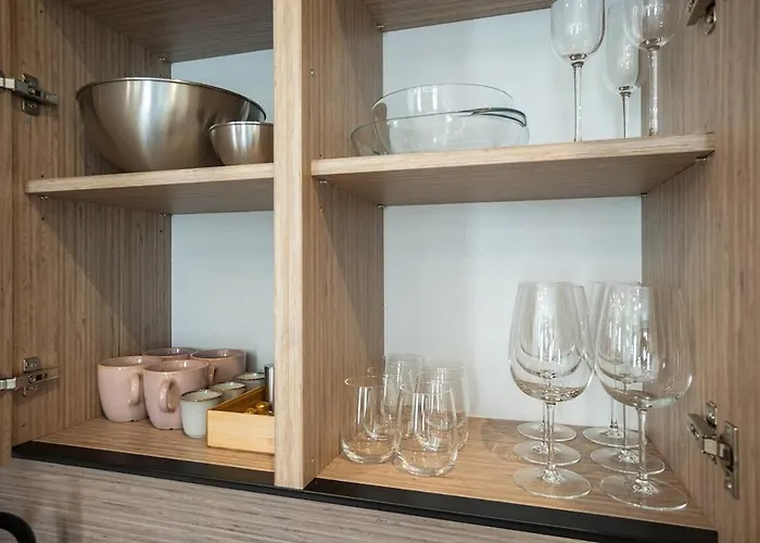 Appartement Stylish With Queen-size Bed Self Check-in Wenen