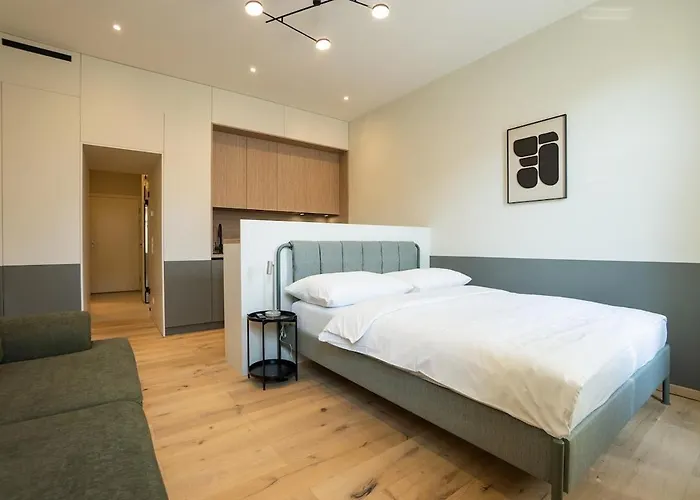 Stylish With Queen-size Bed Self Check-in Appartement