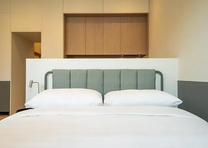 Appartement Stylish With Queen-size Bed Self Check-in Wenen