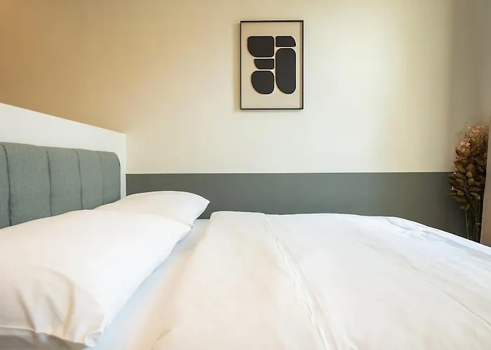 Stylish With Queen-size Bed Self Check-in Appartement Wenen