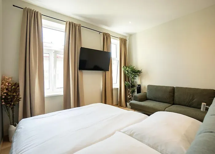 Stylish With Queen-size Bed Self Check-in Wenen