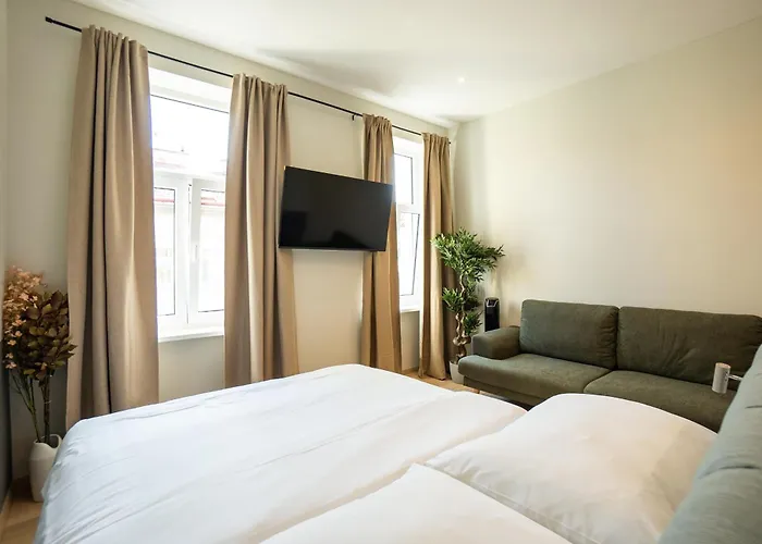 Апартаменты Stylish With Queen-size Bed Self Check-in *