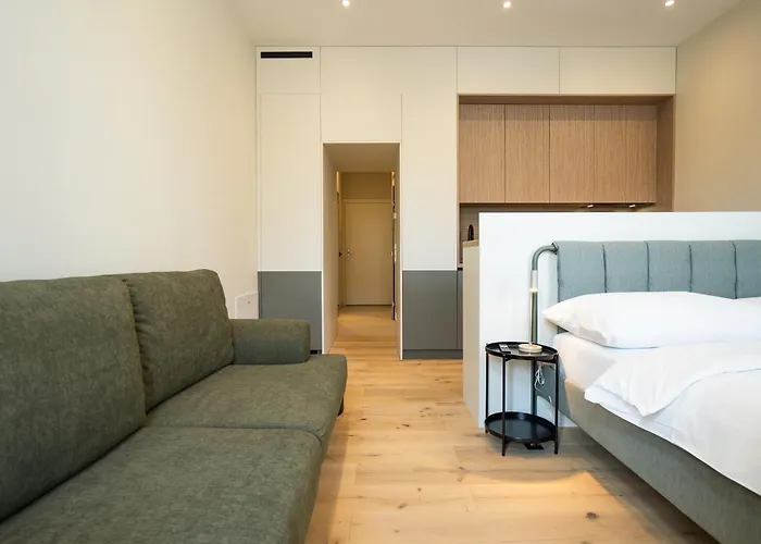 Stylish With Queen-size Bed Self Check-in